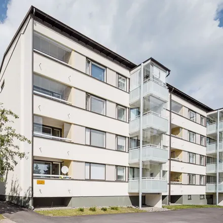 Rent this 3 bed apartment on Juustilankatu in 15210 Lahti, Finland