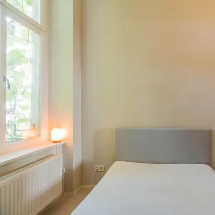 Rent this 3 bed apartment on Skalitzer Straße 43 in 10997 Berlin, Germany