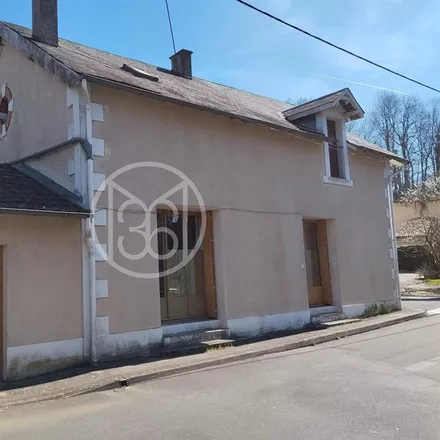 Buy this 4 bed townhouse on Voix Communale de Civray à Saint-Saviol in 86400 Civray, France
