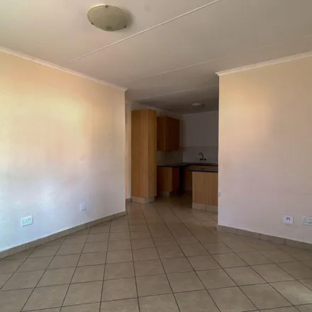 Image 7 - Rigting Street, Montana, Pretoria, 0151, South Africa - Apartment for rent