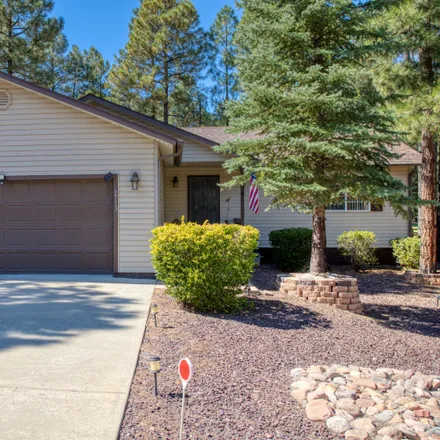Buy this 3 bed house on 3600 West Country Club Cul de Sac in Show Low, AZ 85901