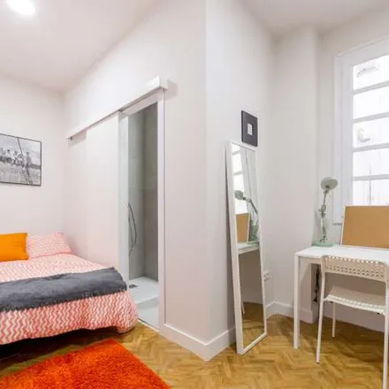 Image 7 - Carrer de Sueca, 73, 46006 Valencia, Spain - Apartment for rent