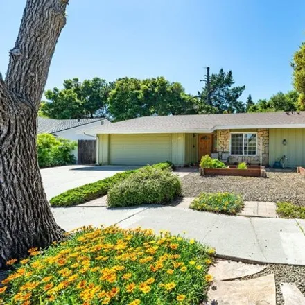 Buy this 5 bed house on 655 Windsor Avenue in Goleta, CA 93117