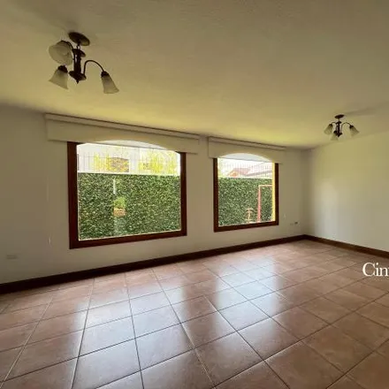 Rent this 3 bed house on unnamed road in 170903, Cumbaya
