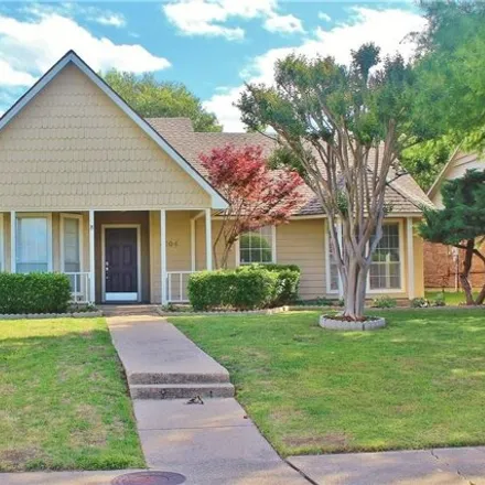Rent this 3 bed house on 4104 Cedarview Road in Dallas, TX 75287