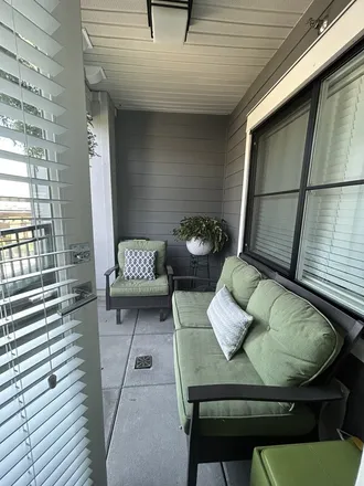 Image 5 - Coquitlam, Maillardville, BC, CA - Apartment for rent