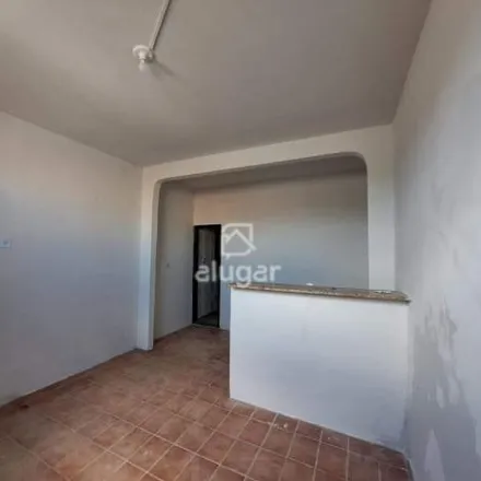 Rent this 2 bed house on Rua Maria Lina Teixeira in Morrinhos, Montes Claros - MG