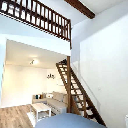 Rent this 2 bed apartment on 48 Rue des Godrans in 21000 Dijon, France