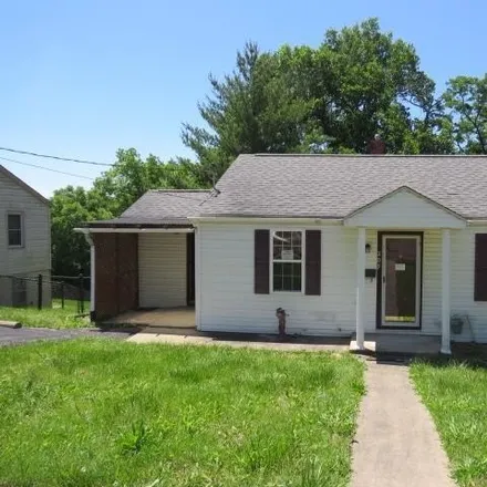 Buy this 3 bed house on 243 Cardot Street in East Alton, Madison County