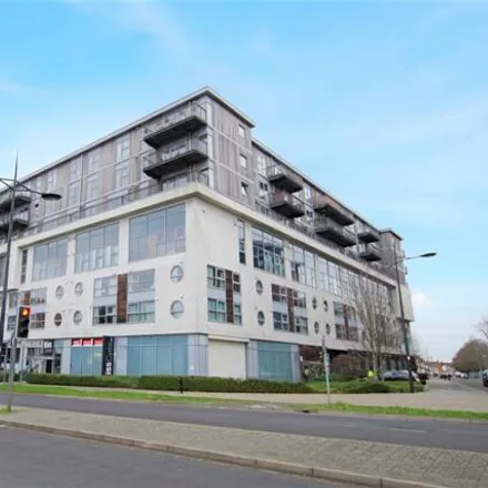 Image 1 - Paramount, Beckhampton Street, Swindon, SN1 2SE, United Kingdom - Apartment for rent
