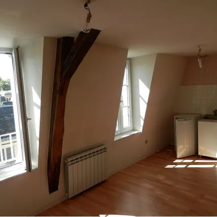 Rent this 2 bed apartment on Promenade du Maréchal Foch in 72200 La Flèche, France