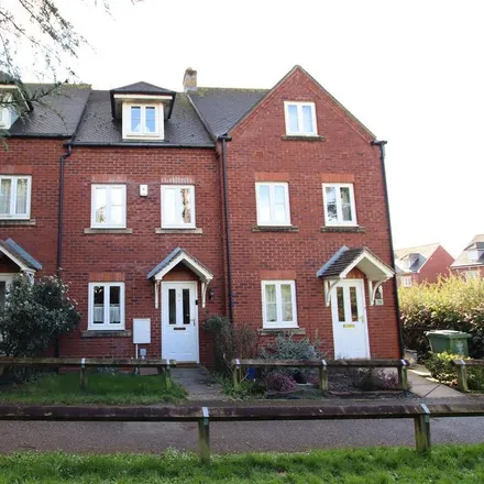 Rent this 3 bed townhouse on 9 Lister Close in Exeter, EX2 4SD