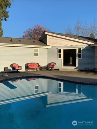 Rent this 1 bed house on 1005 28th Street Southeast in Auburn, WA 98002