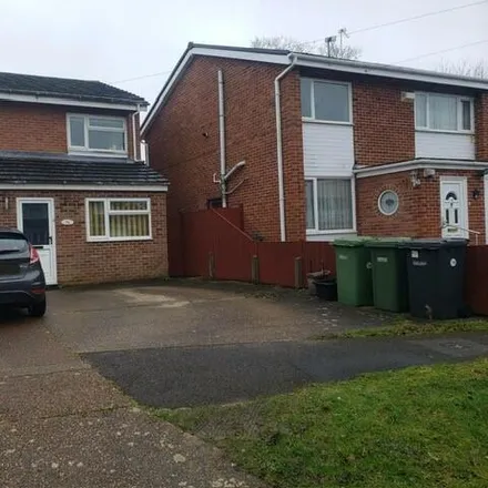 Rent this 4 bed house on Barton Drive in Hedge End, SO30 2FH