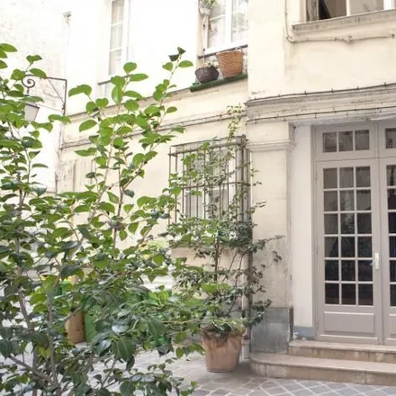 Image 8 - 34 Rue de Turenne, 75003 Paris, France - Apartment for rent