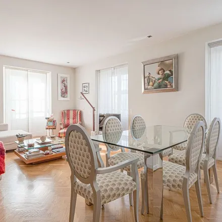 Rent this 2 bed apartment on Madrid in Calle de Narváez, 47