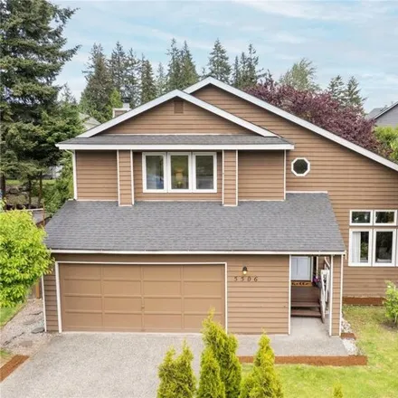 Buy this 3 bed house on 5500 168th Place Southwest in Lynnwood, WA 98037