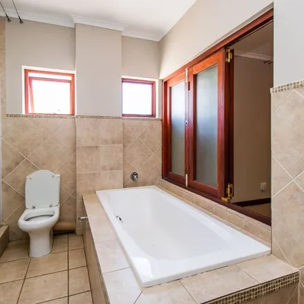 Image 3 - 226 Rupert Street, Brooklyn, Pretoria, 0011, South Africa - Apartment for rent