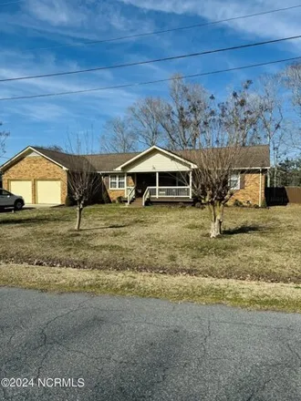 Buy this 3 bed house on 17 Tanglewood Drive in Pasquotank County, NC 27909