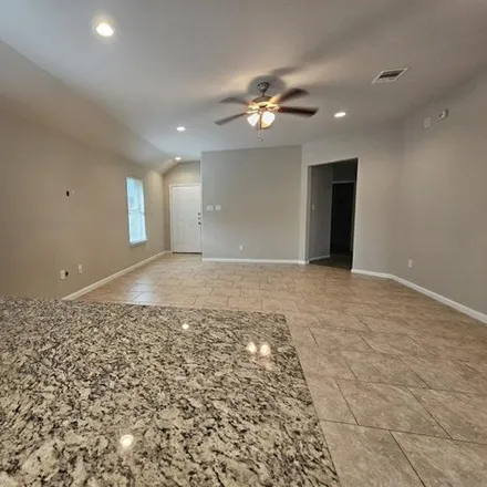 Image 6 - unnamed road, Houston, TX 77047, USA - House for rent