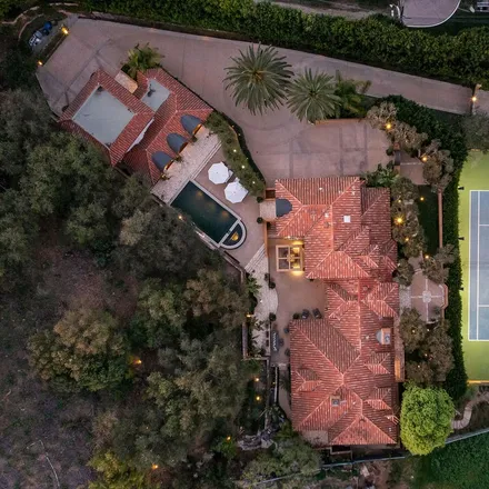 Image 3 - 2719 Benedict Canyon Drive, Beverly Hills, CA 90210, USA - House for sale