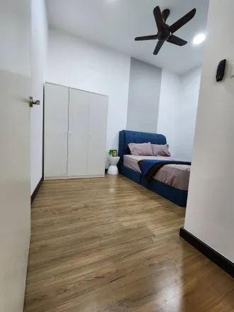 Rent this 3 bed apartment on Natrabu Xpress@EcoSky in Jalan Seri Utara, Jinjang