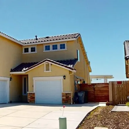 Buy this 5 bed house on 824 Marybelle Ct in Merced, California