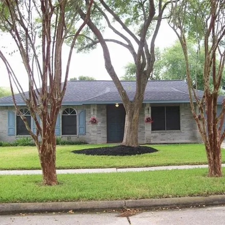 Rent this 3 bed house on 2691 Knoxville Drive in League City, TX 77573
