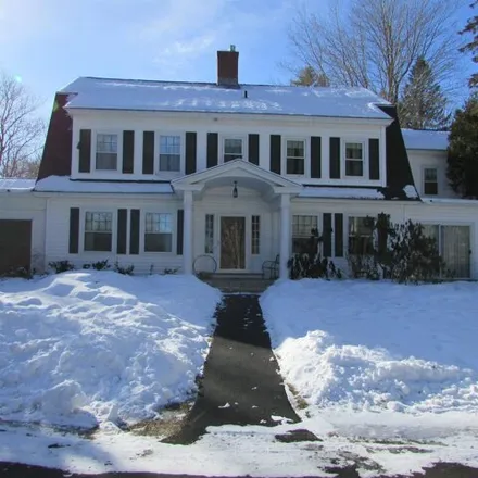 Buy this 3 bed house on Farmhouse Road in Wolfeboro, NH