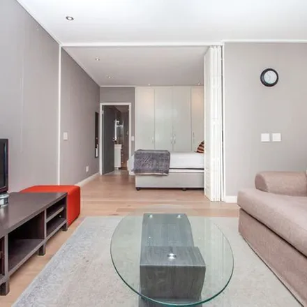 Rent this 1 bed apartment on unnamed road in City Centre, Cape Town