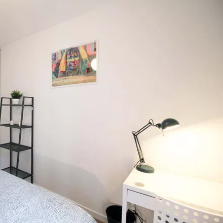 Image 4 - 2 Rue Mozart, 92110 Clichy, France - Room for rent