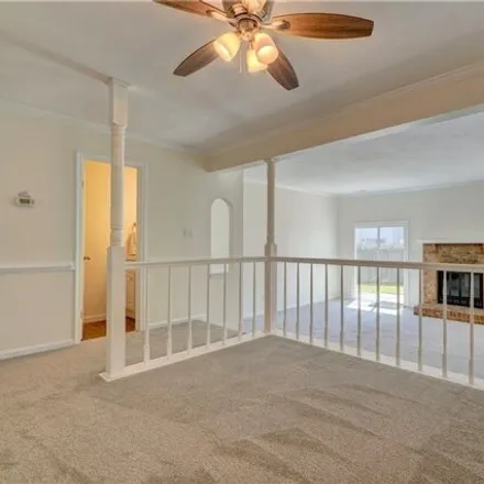 Image 9 - 4823 Bayshire Court, Kempsville Heights, Virginia Beach, VA 23462, USA - Townhouse for sale