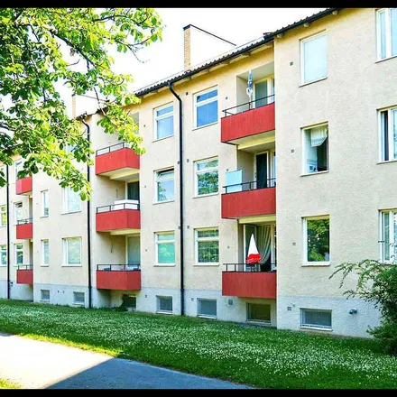Rent this 4 bed apartment on Åbylundstorget 6 in 582 36 Linköping, Sweden