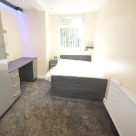 Rent this 4 bed house on Hyde Park Road in Leeds, LS6 1PX
