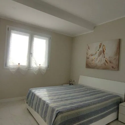 Image 4 - Via Strela 8, 43125 Parma PR, Italy - Apartment for rent