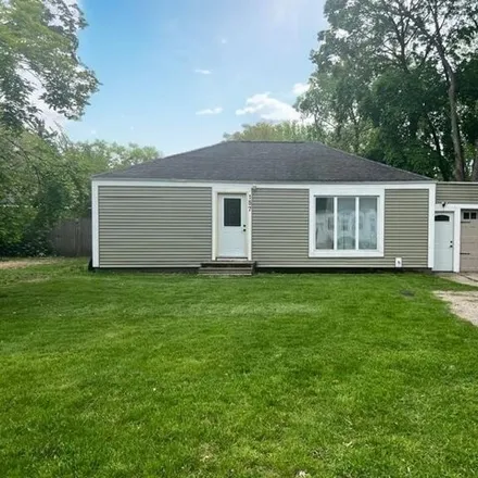 Buy this 3 bed house on 135 1st Avenue in Norton Shores, MI 49444