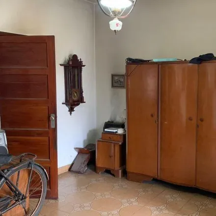 Buy this 3 bed house on General Alvarado 784 in Partido de Lomas de Zamora, B1834 FYG Turdera
