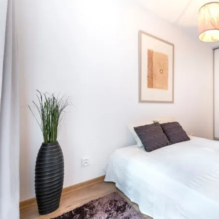 Buy this 2 bed apartment on Legionów 88 in 90-647 Łódź, Poland