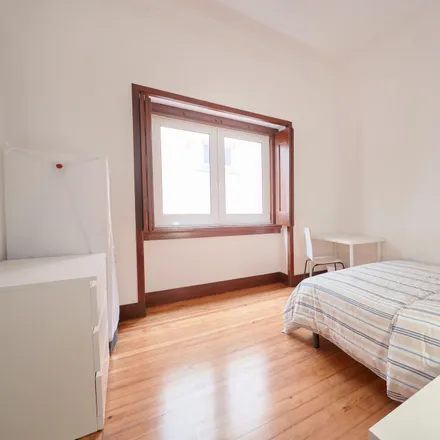 Rent this 9 bed room on Avenida Praia da Vitória 13 in 15, 1050-246 Lisbon