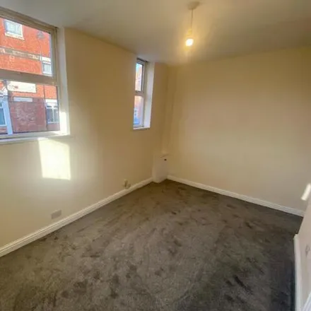 Image 5 - 73 Holgate Road, Nottingham, NG2 2EU, United Kingdom - Apartment for rent