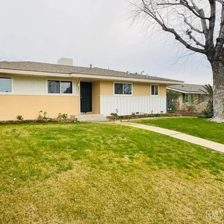 Buy this 5 bed house on 2691 Cardinal Avenue in Bakersfield, CA 93306