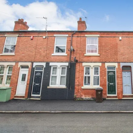 Rent this 2 bed townhouse on Sandringham Road in Nottingham, NG2 4HH