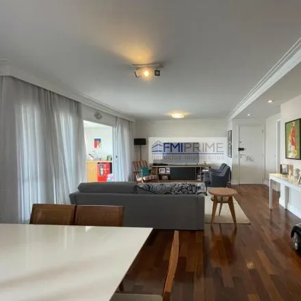 Buy this 3 bed apartment on Rua Doutor Rubens Meireles 105 in Barra Funda, São Paulo - SP