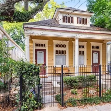 Buy this 4 bed house on 8213 Spruce Street in New Orleans, LA 70118
