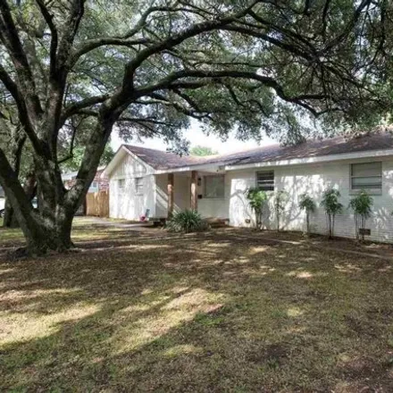 Image 1 - 408 N Glenn St, Henrietta, Texas, 76365 - House for sale