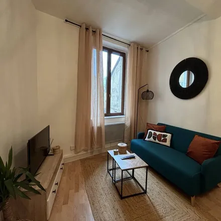 Image 3 - 13 Rue Faujas Saint-Fond, 26200 Montélimar, France - Apartment for rent