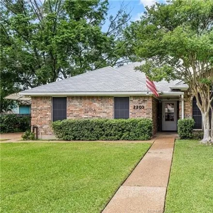 Buy this 4 bed house on 2235 Quail Hollow Drive in Bryan, TX 77802