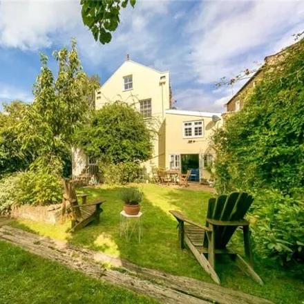 Buy this 5 bed house on 147 Sheen Road in London, TW9 1YS