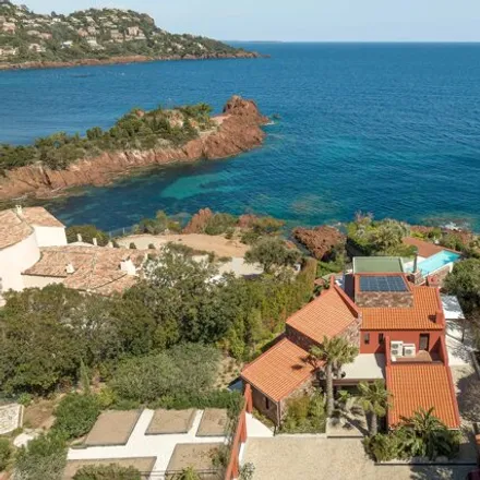 Image 5 - 7 Avenue Corniche d'Or, 06590 Théoule-sur-Mer, France - House for sale