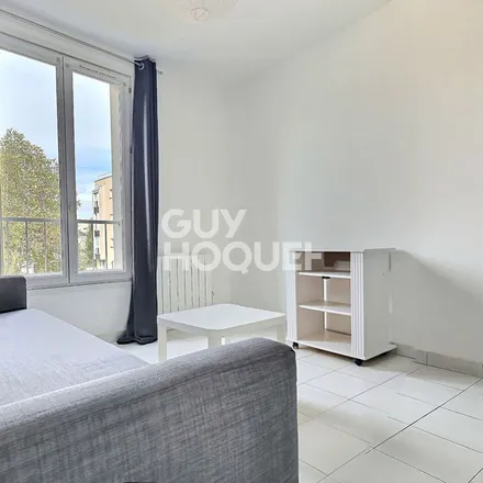 Rent this 1 bed apartment on 30 Rue Émile Zola in 94140 Alfortville, France